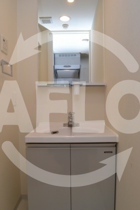 洗面設備　アークアベニュー梅田北　独立洗面化粧台