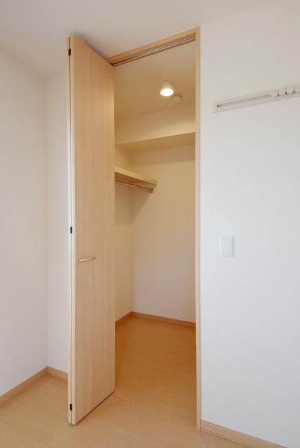 収納　ウォークインクローゼット