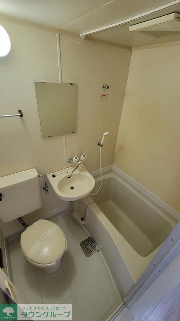 バス・シャワールーム