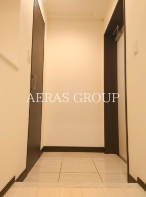 玄関　同仕様タイプ