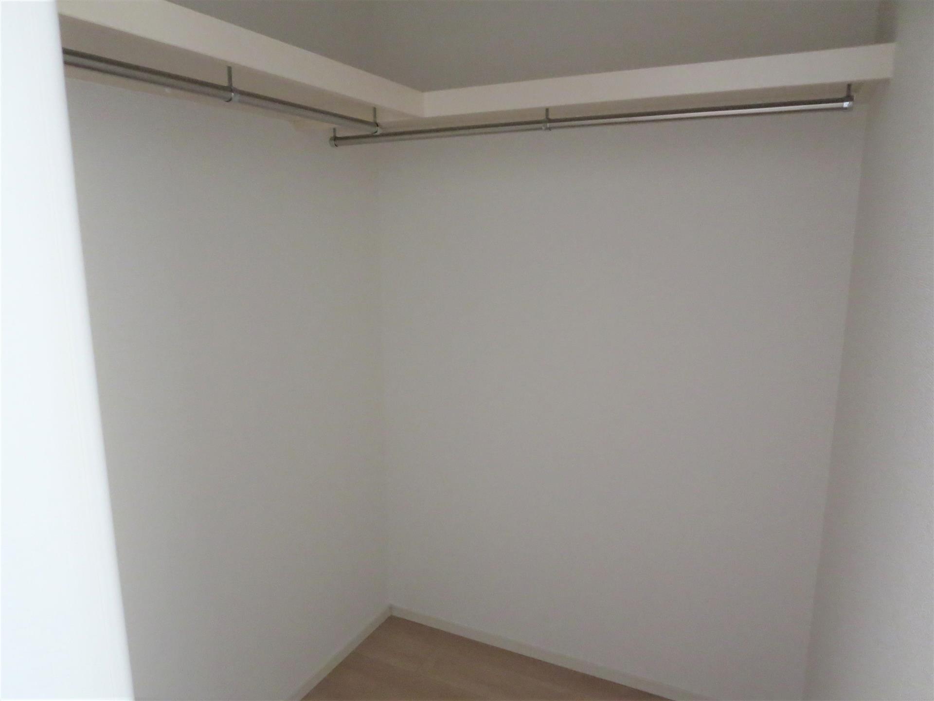 収納　ウォークインクローゼット☆※同タイプ