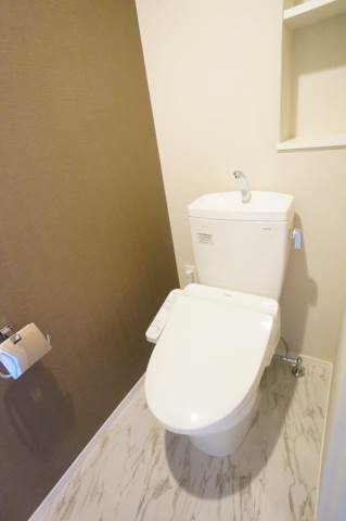 トイレ　別号室