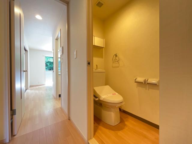 トイレ　シャワー付トイレ