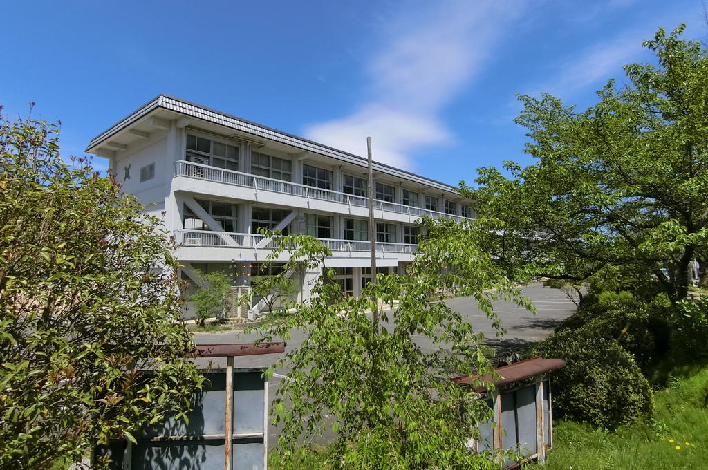 小学校　二本松市立二本松北小学校（小学校）まで1330m