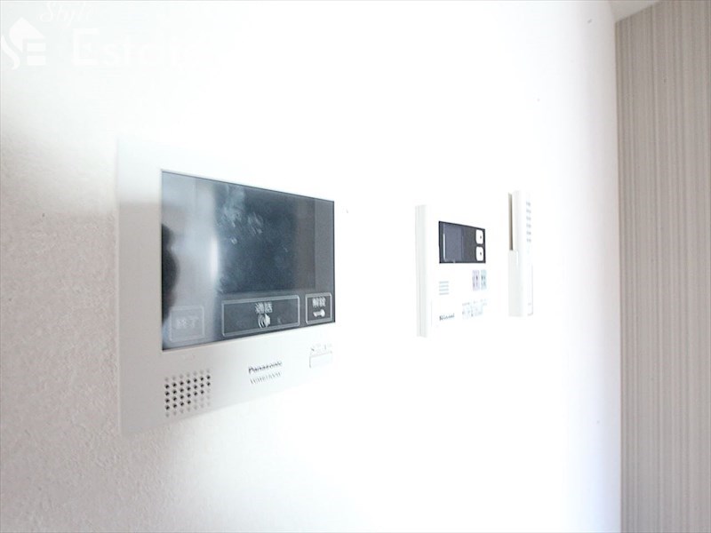 セキュリティ　モニター付きインターホン