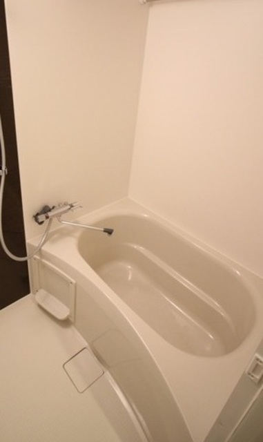 バス・シャワールーム　バスルーム