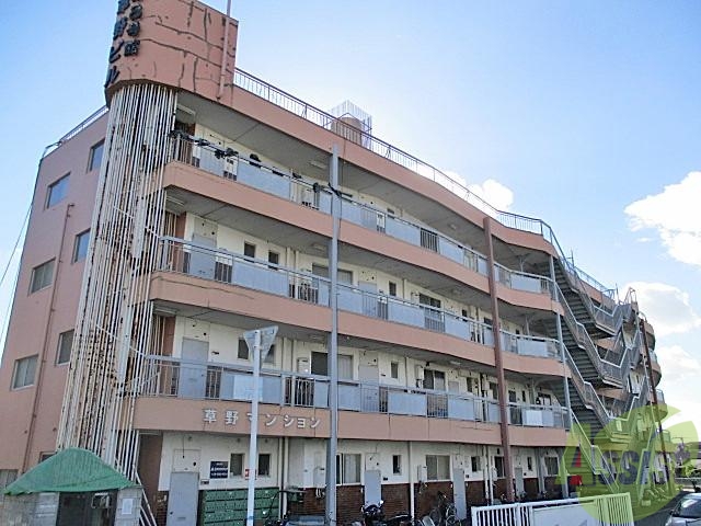建物外観　豊中市本町「草野マンション８号館」