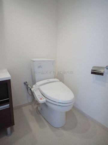 トイレ　アーデン土佐堀