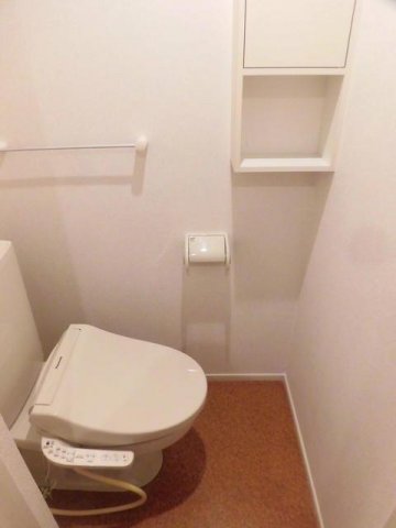 トイレ　シンプルで使いやすいトイレです