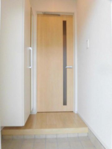 玄関　明るい玄関です