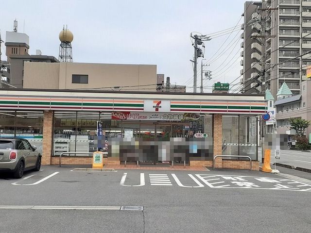 コンビニ　セブンイレブン（コンビニ）まで600m