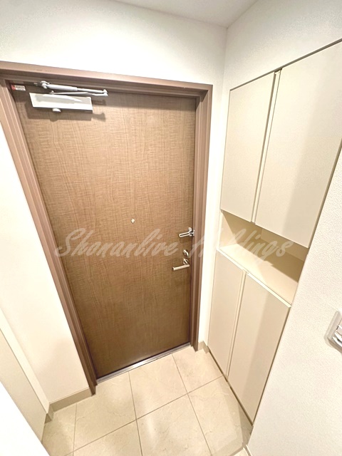 玄関　お履き物が多い方にもおすすめ♪