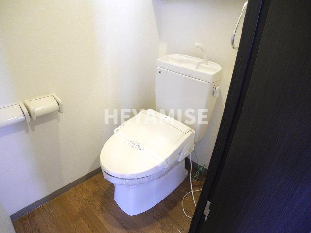 トイレ　※室内画像は別号室のもの