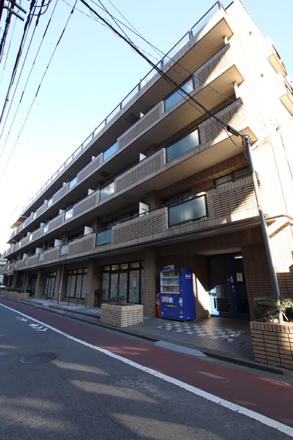 建物外観　★中央線特快停車・総武線東西線始発の「三鷹」駅まで徒歩６分★