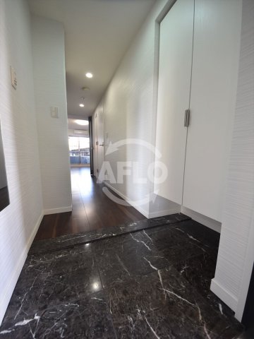 玄関　グランドロアール天満橋　玄関