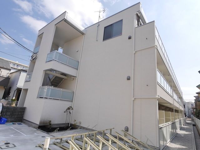 建物外観　★お部屋探しはタウンハウジング稲田堤店まで★