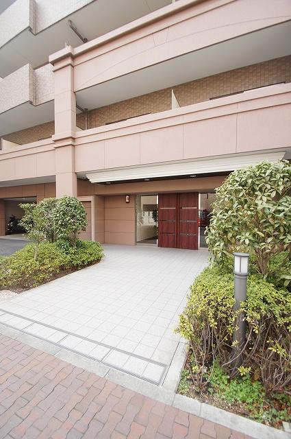 エントランス　エントラス