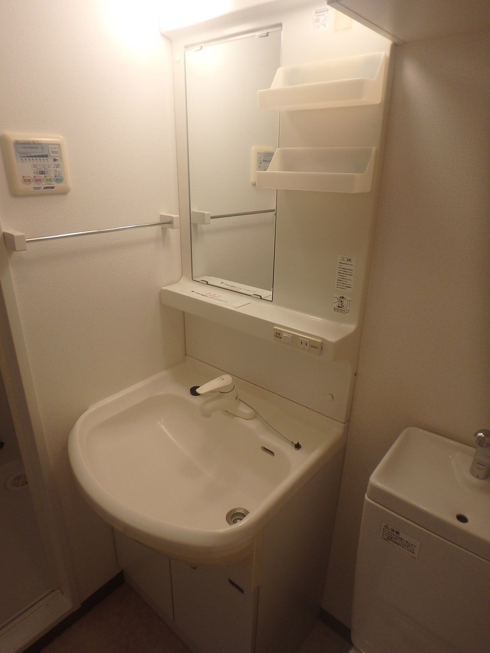 洗面設備　日々の生活に便利な「独立洗面台」