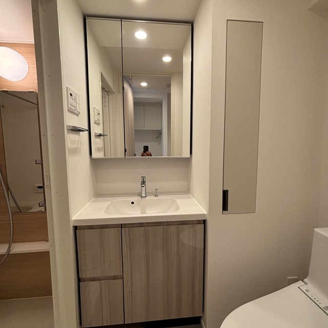 洗面設備　※写真は同タイプ住戸です。