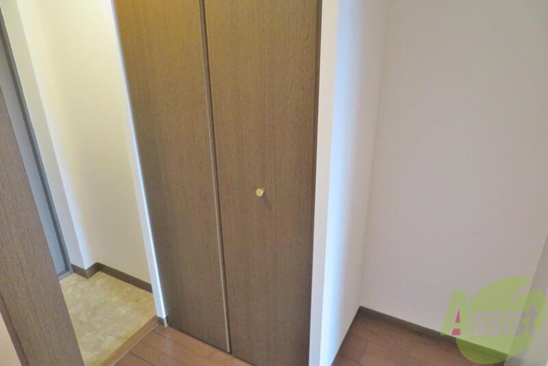収納　分かりづらいですがクローゼットは廊下にあります。