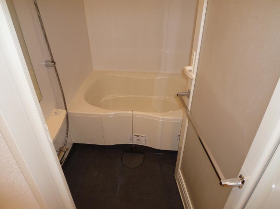 バス・シャワールーム　別部屋参考写真