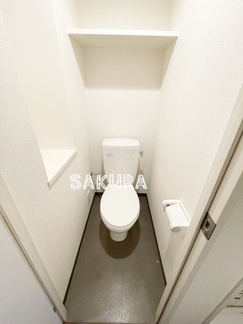 トイレ　落ち着いた色調のトイレです♪