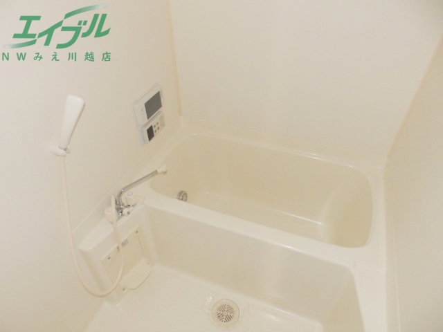 バス・シャワールーム　バス同一物件の別部屋の写真です