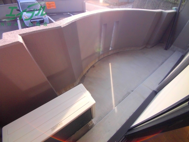 バルコニー　バルコニー同一物件の別部屋の写真です