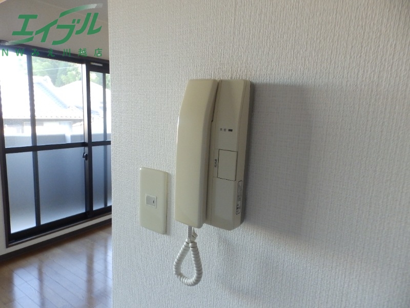 セキュリティ　セキュリティ同一物件の別部屋の写真です