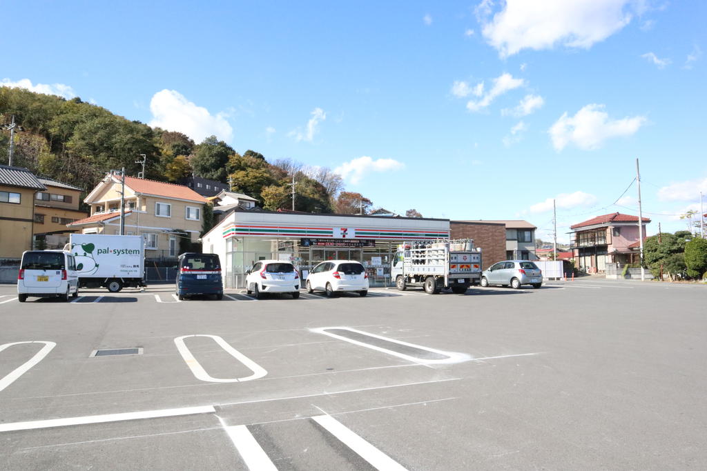 コンビニ　セブンイレブン高崎石原町店（コンビニ）まで793m
