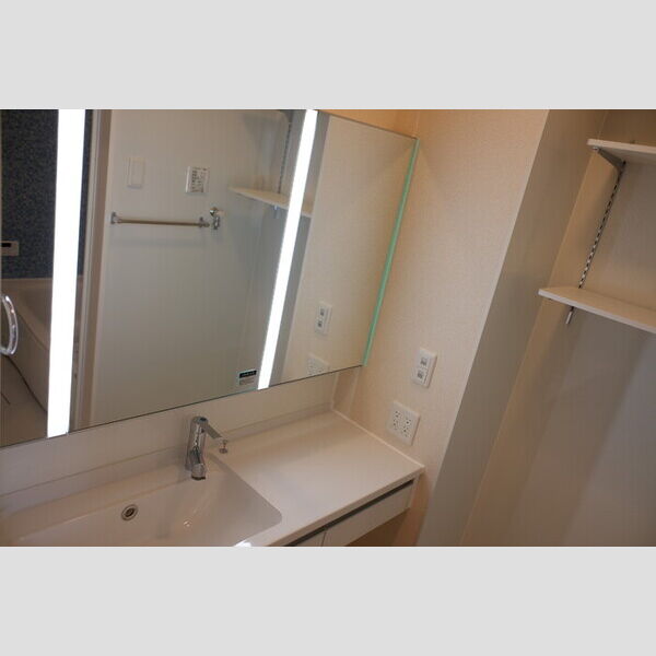 洗面設備　洗髪洗面化粧台