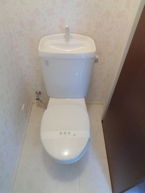 トイレ　清潔感のあるトイレ