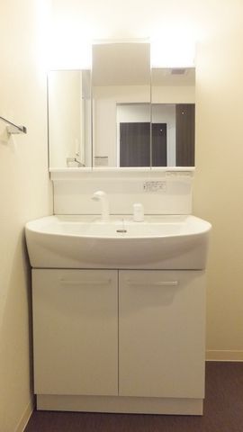 洗面設備　独立洗面台