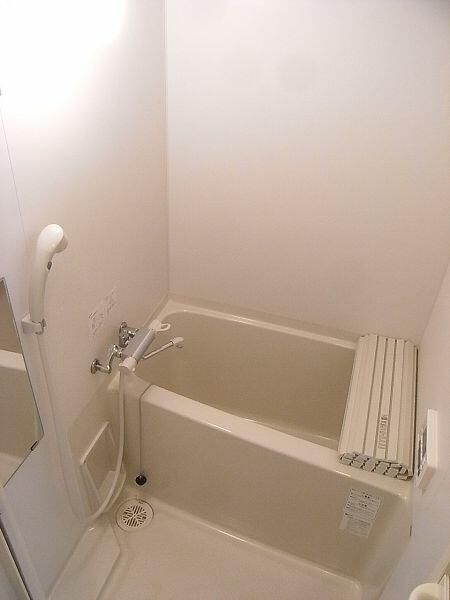 バス・シャワールーム　別部屋参考写真