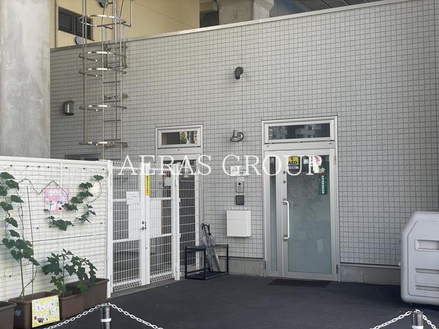 幼稚園・保育園　おはよう保育園梅屋敷（幼稚園・保育園）まで354m