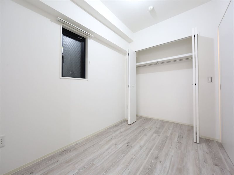 その他部屋・スペース　洋室4.4帖　クローゼット（収納充実してます）