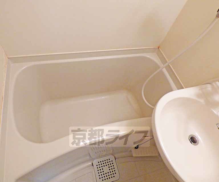 バス・シャワールーム　広いお風呂です。