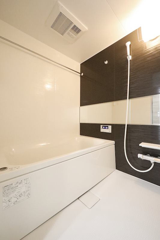バス・シャワールーム　バスルーム　追い炊き機能