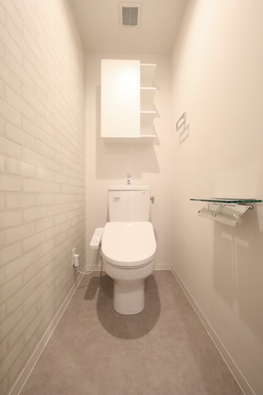 トイレ　シャワートイレ