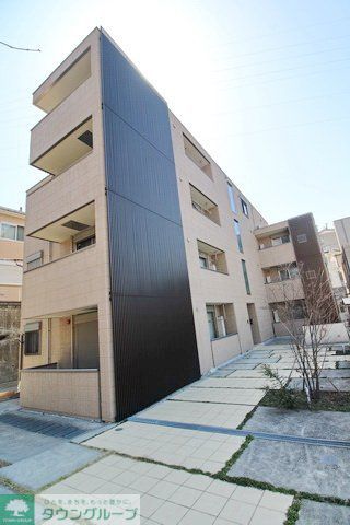 建物外観　エントランス