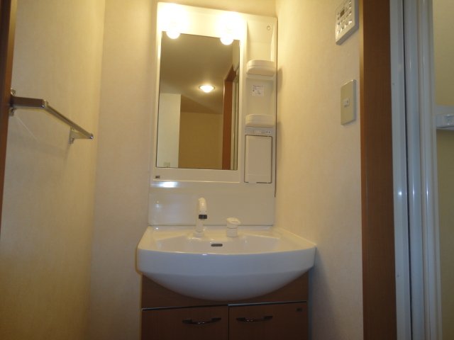 洗面設備　洗髪洗面化粧台