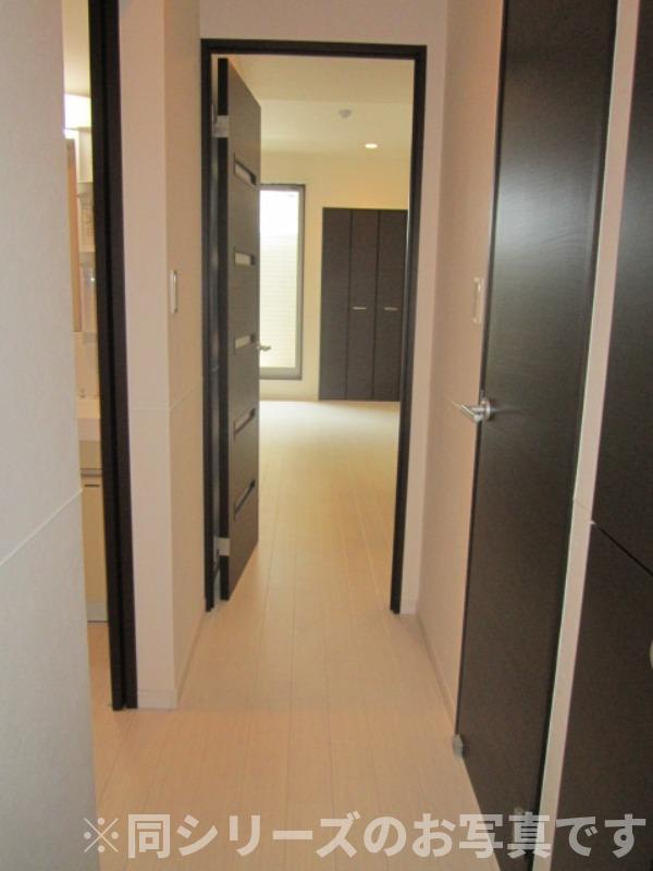 玄関　物件画像