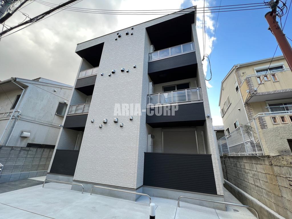 建物外観　2023年完成、大手ハウスメーカー施工築浅デザイナーズ♪