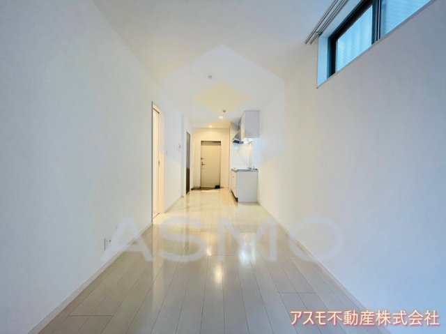 居室・リビング　同マンション別部屋　参考写真