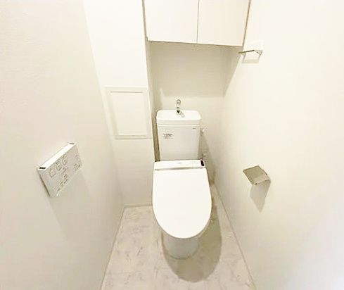 トイレ　写真は同タイプ住居です。