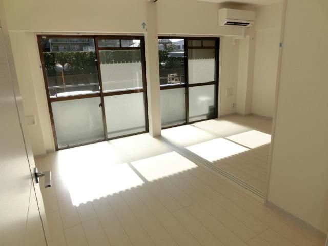 その他部屋・スペース　明るいお部屋です