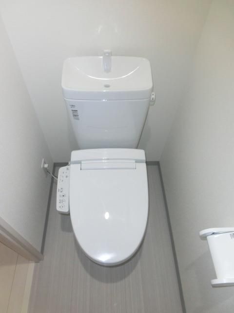 トイレ　洗浄便座