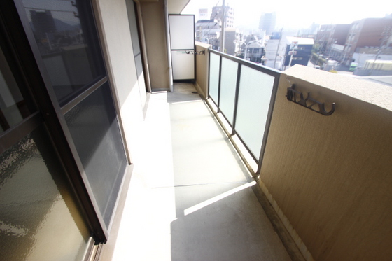 バルコニー　※他号室の写真です。