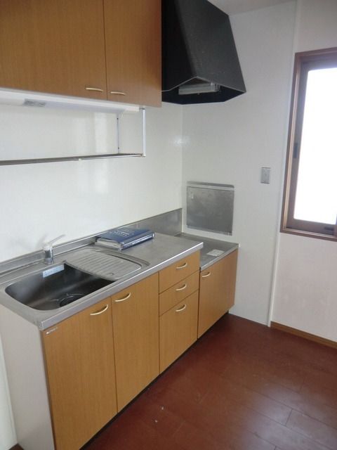 キッチン　※別号室参考写真です