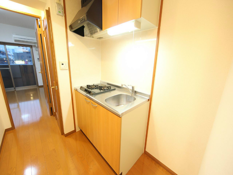 キッチン　システムキッチン（ガス2口コンロ付）